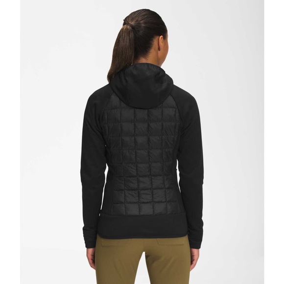 THE NORTH FACE • Black Thermoball Hybrid Jacket - Picture 6 of 7